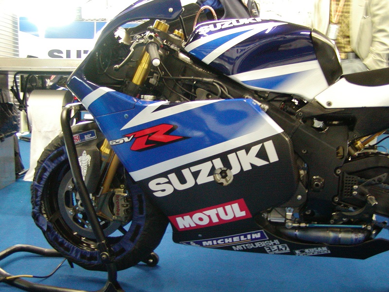 2003年4月4日 日本GP 鈴鹿サーキット SUZUKI Grandprix Team #21 John Hopkins（ジョン・ホプキンス）